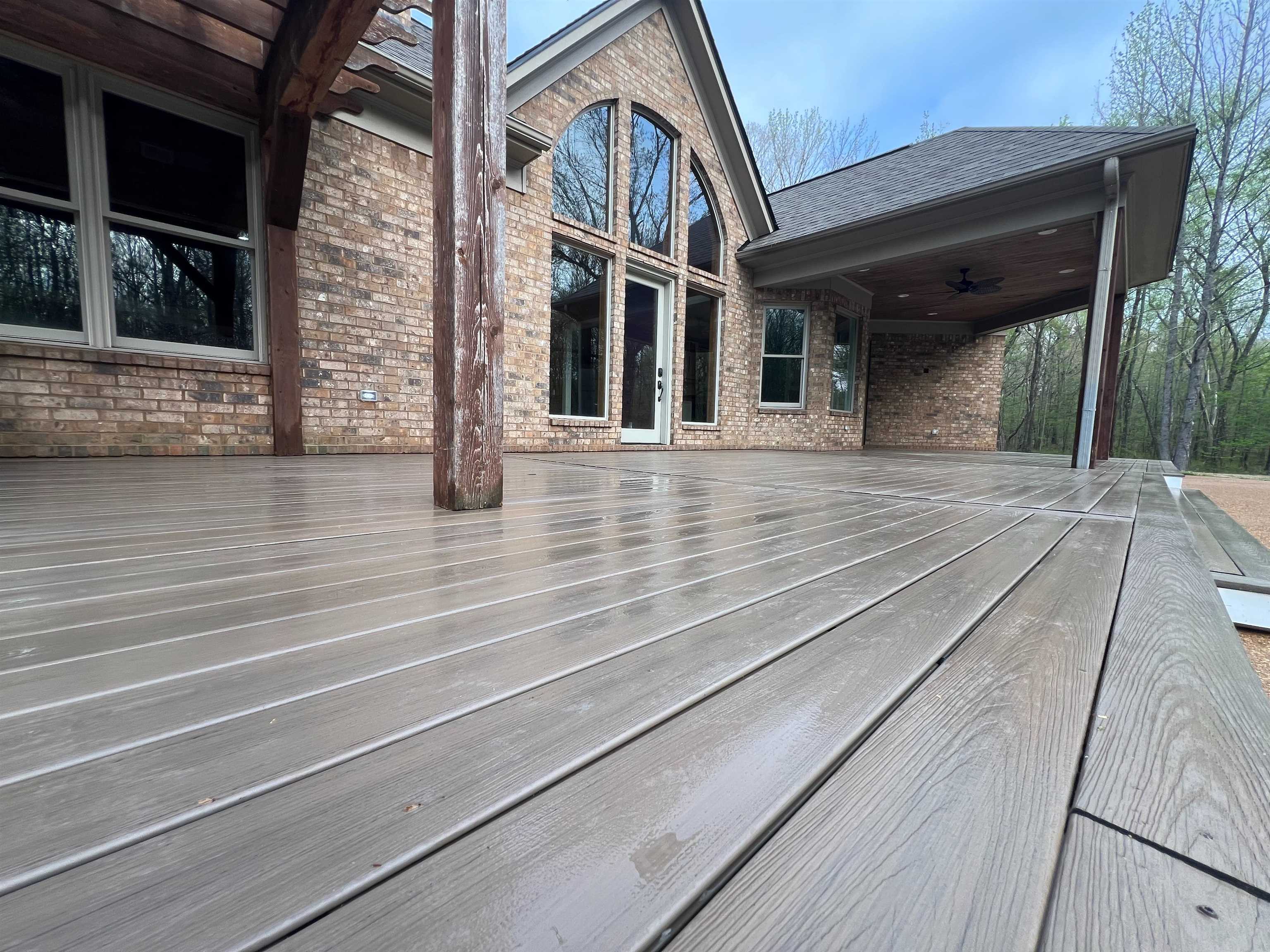 9490 Highway 196 Collierville, TN 38017 - Photo 35 of 39 Deck with a ceiling fan