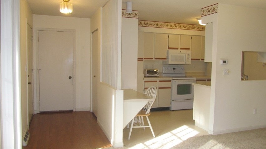 1212 Village Road Iowa City, IA 52240 - Photo 2 of 25 Gallery Image 2