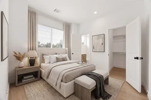 $425,000 | 2121 Hoskins Drive, Unit C, Houston, TX 77080