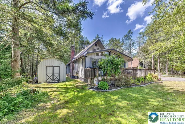 $269,000 | 363 Sidney Avenue, Pocono Summit, PA 18346