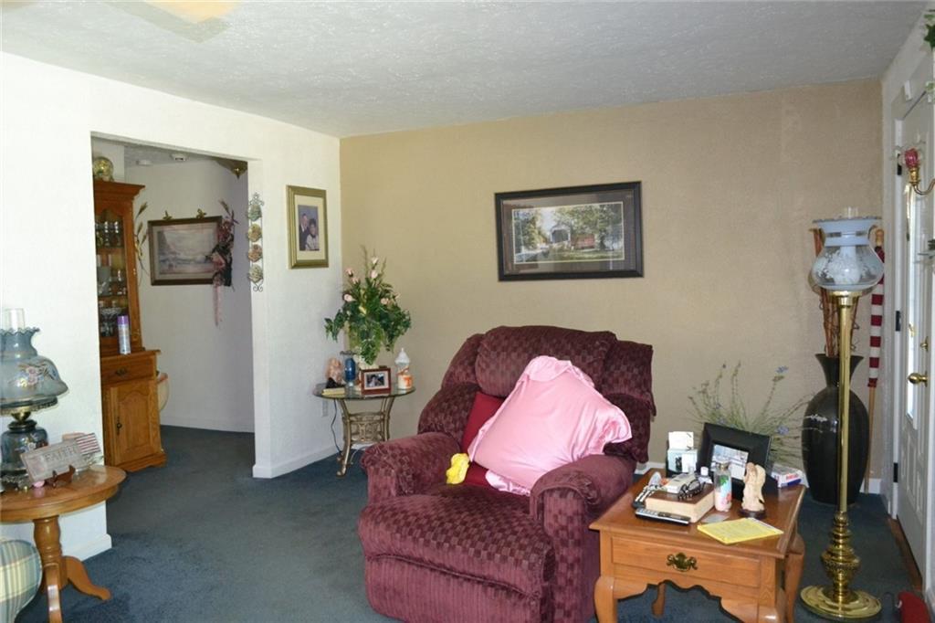 2011 Harshman Boulevard Springfield, OH 45504 - Photo 8 of 42