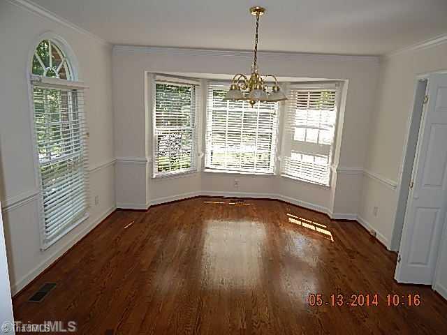 190 Wexham Road Winston-Salem, NC 27103 - Photo 5 of 10 Dining Room.