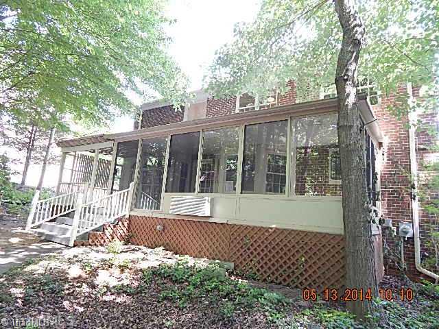 190 Wexham Road Winston-Salem, NC 27103 - Photo 9 of 10 Exterior Back.