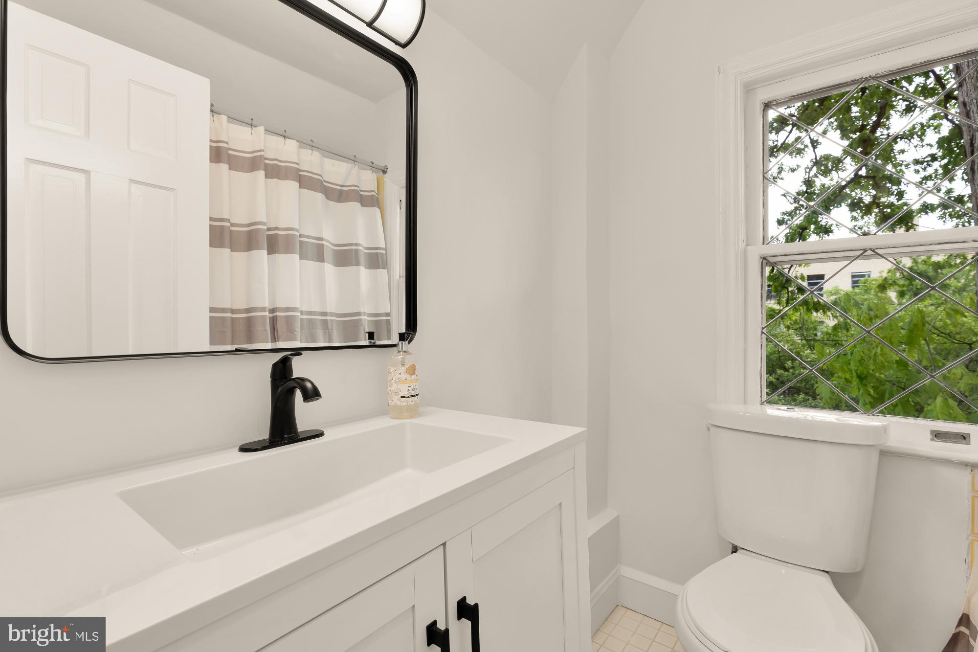7918 13th Street Northwest Washington, DC 20012 - Photo 31 of 54 Full bathroom #3