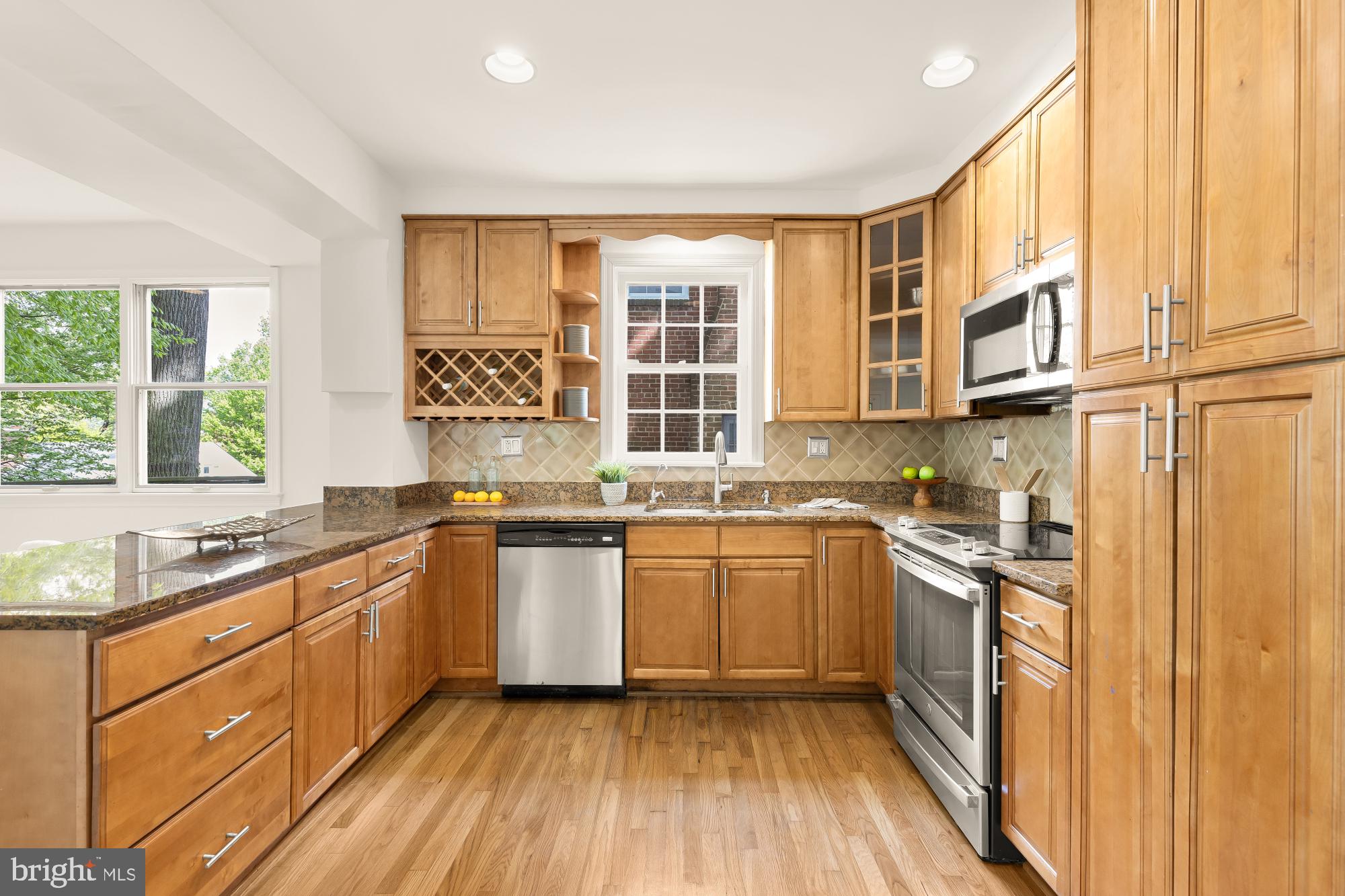 7918 13th Street Northwest Washington, DC 20012 - Photo 10 of 54 Open kitchen