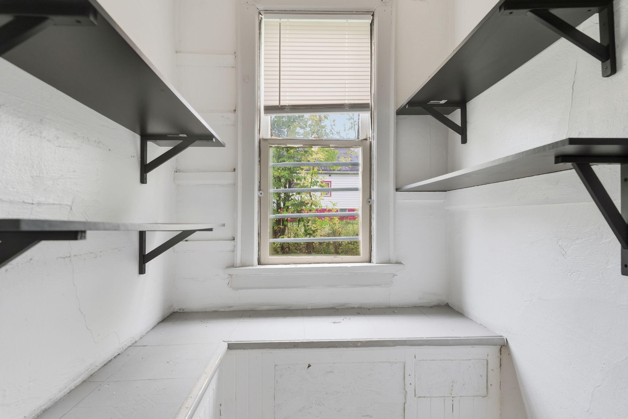 3397 North 20th Street Milwaukee, WI 53206 - Photo 13 of 24 13-web-or-mls-_1576954 Alexis Treadway