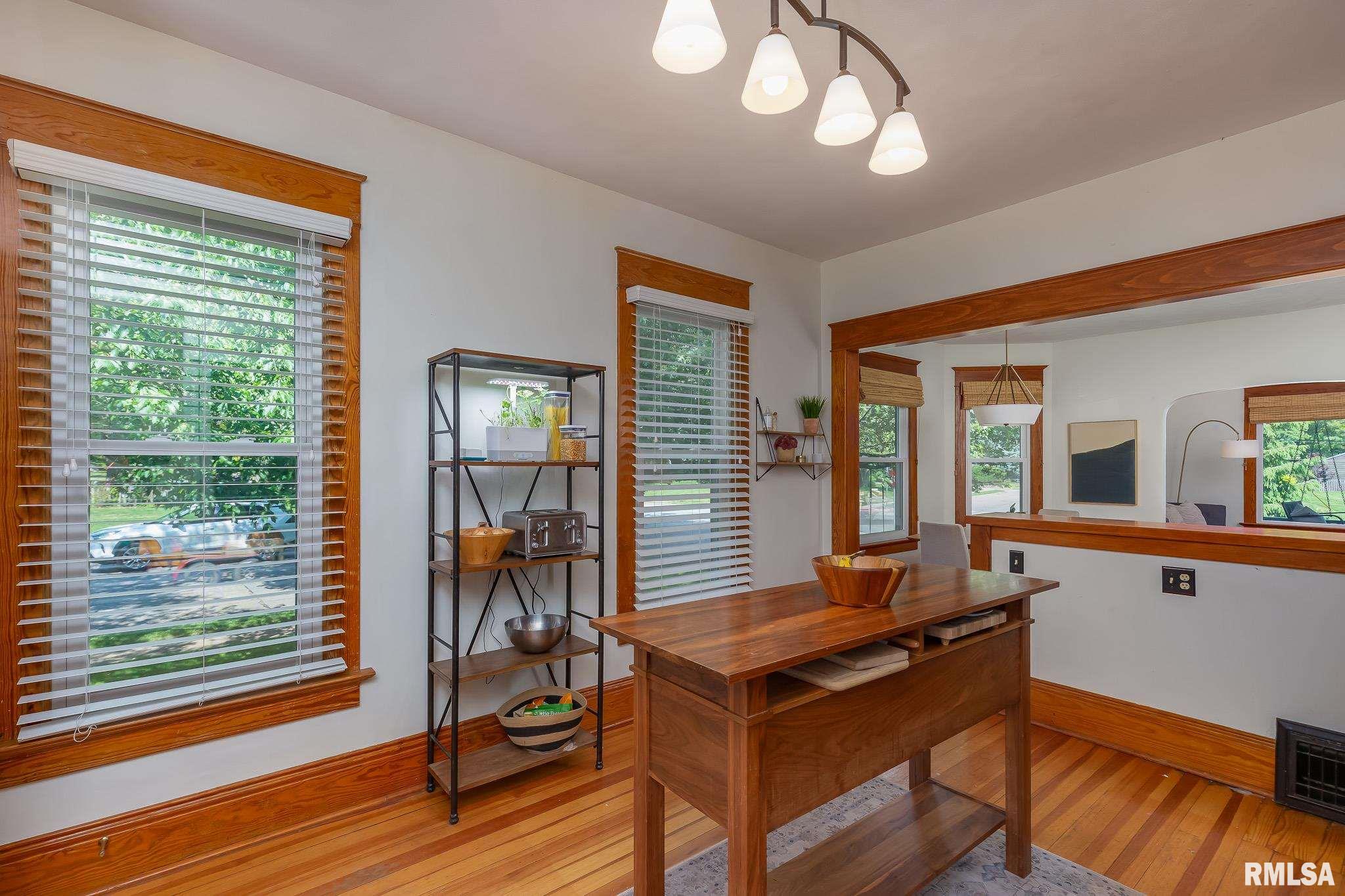 3403 Middle Road Davenport, IA 52803 - Photo 13 of 44 Gallery Image 13