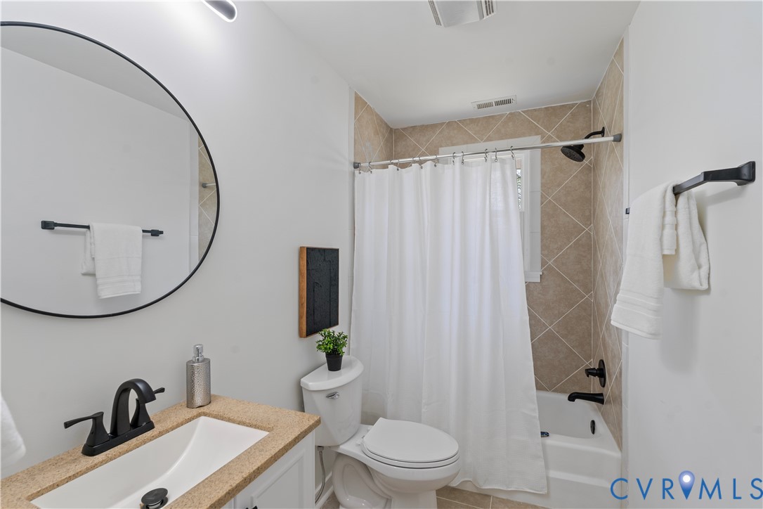 13004 Mercer Court Chester, VA 23836 - Photo 13 of 23