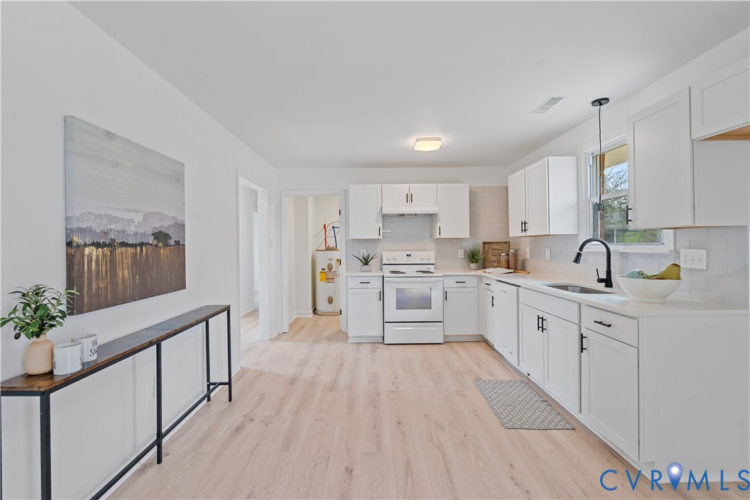 13004 Mercer Court Chester, VA 23836 - Photo 6 of 23