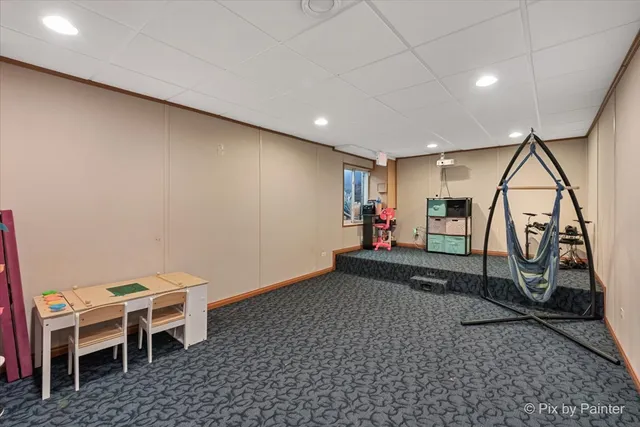 a view of entryway wih livingroom and furniture