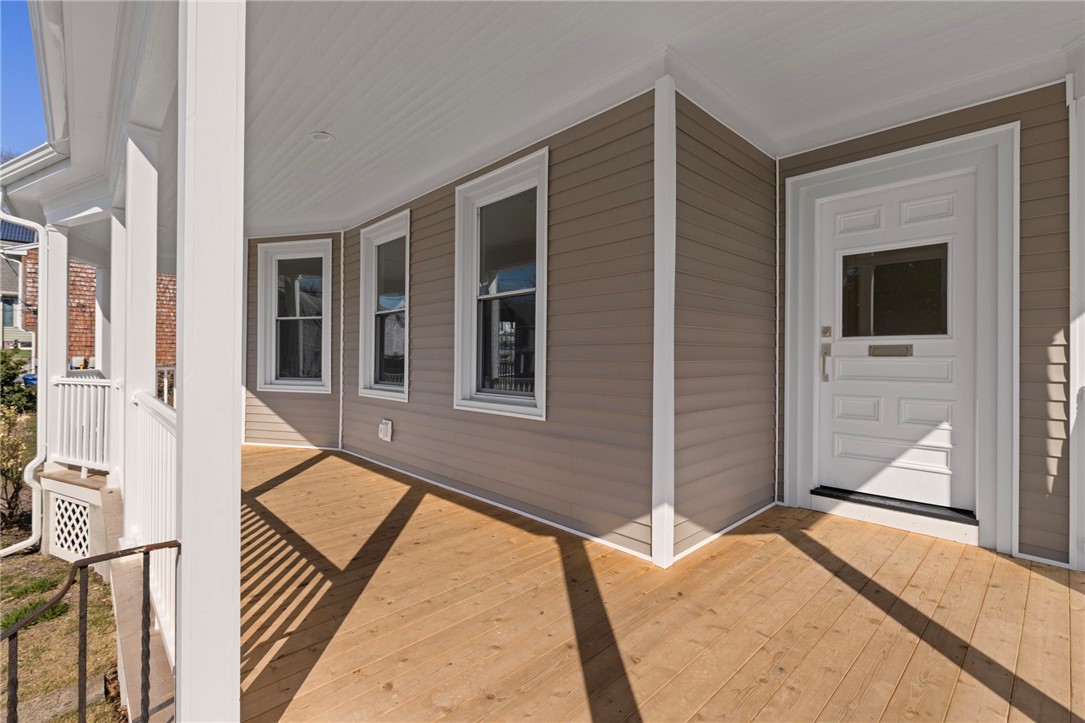 54 East Earle Street Cumberland, RI 02864 - Photo 5 of 44