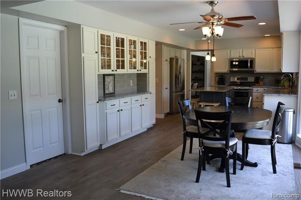 1950 Kilburn Road West Rochester Hills, MI 48306 - Photo 15 of 45