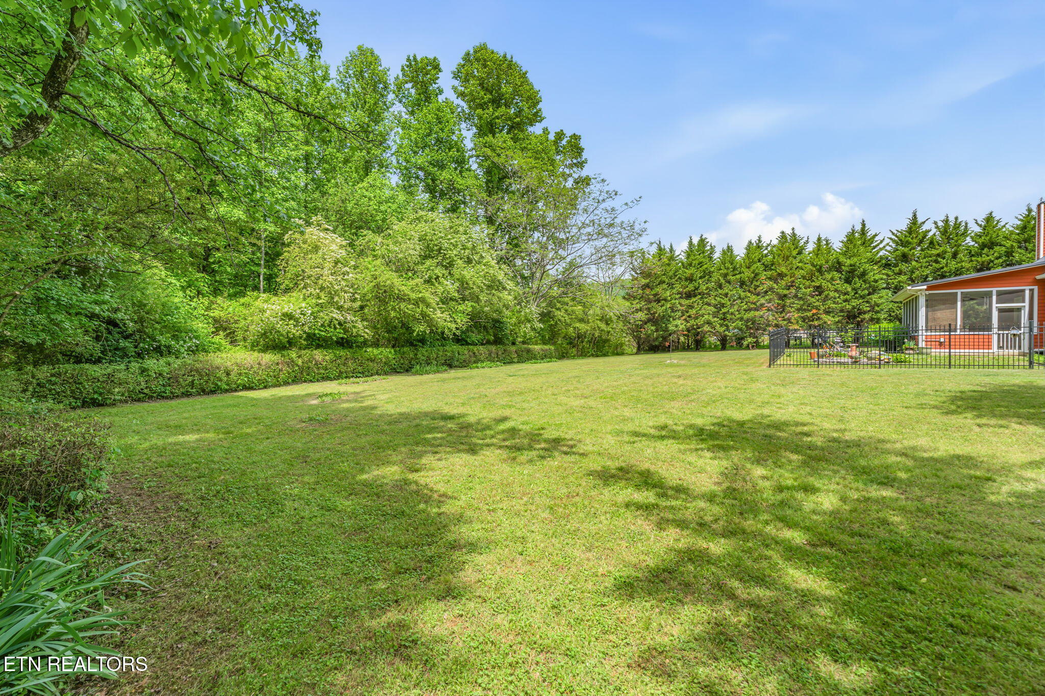 141 Cumberland Road Oliver Springs, TN 37840 - Photo 36 of 44 38-web-or-mls-141 Cumberland Road-39