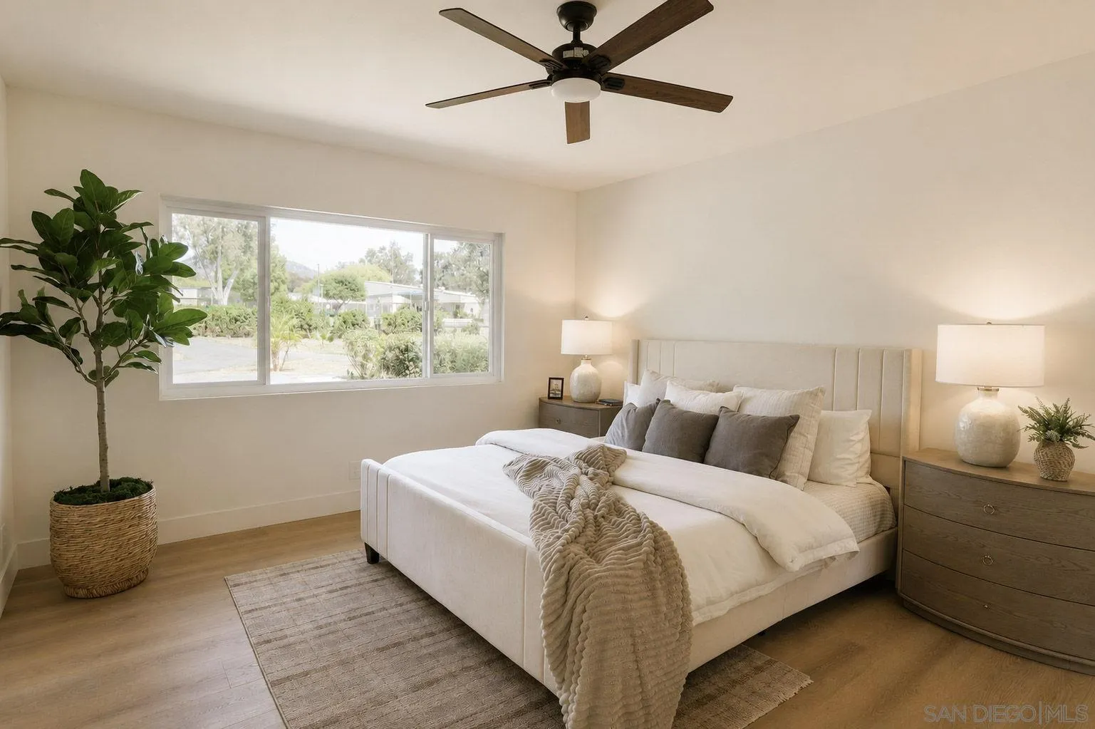 16716 Martincoit Road Poway, CA 92064 - Photo 22 of 48