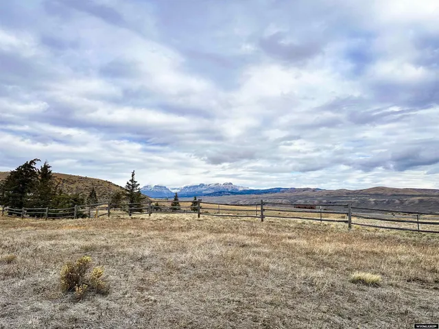$200,000 | 3 Wind River Drive, Dubois, WY 82513