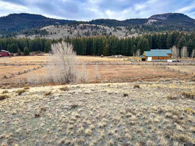 $200,000 | 3 Wind River Drive, Dubois, WY 82513