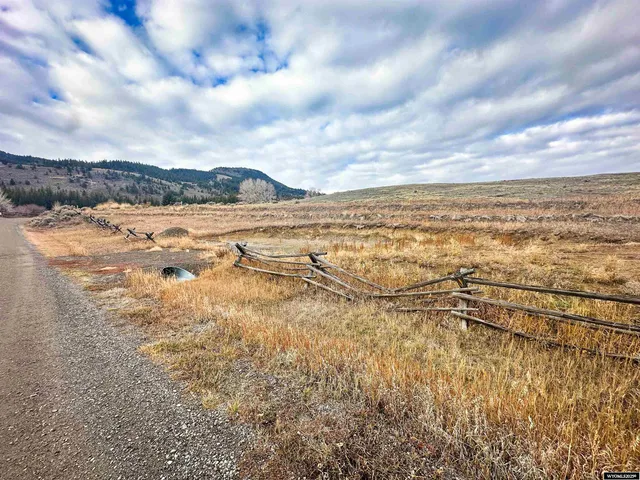 $200,000 | 3 Wind River Drive, Dubois, WY 82513
