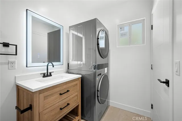 $3,000 | 8439 Apperson Street, Sunland, CA 91040