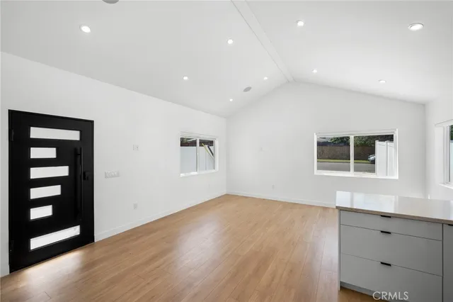 $3,000 | 8439 Apperson Street, Sunland, CA 91040