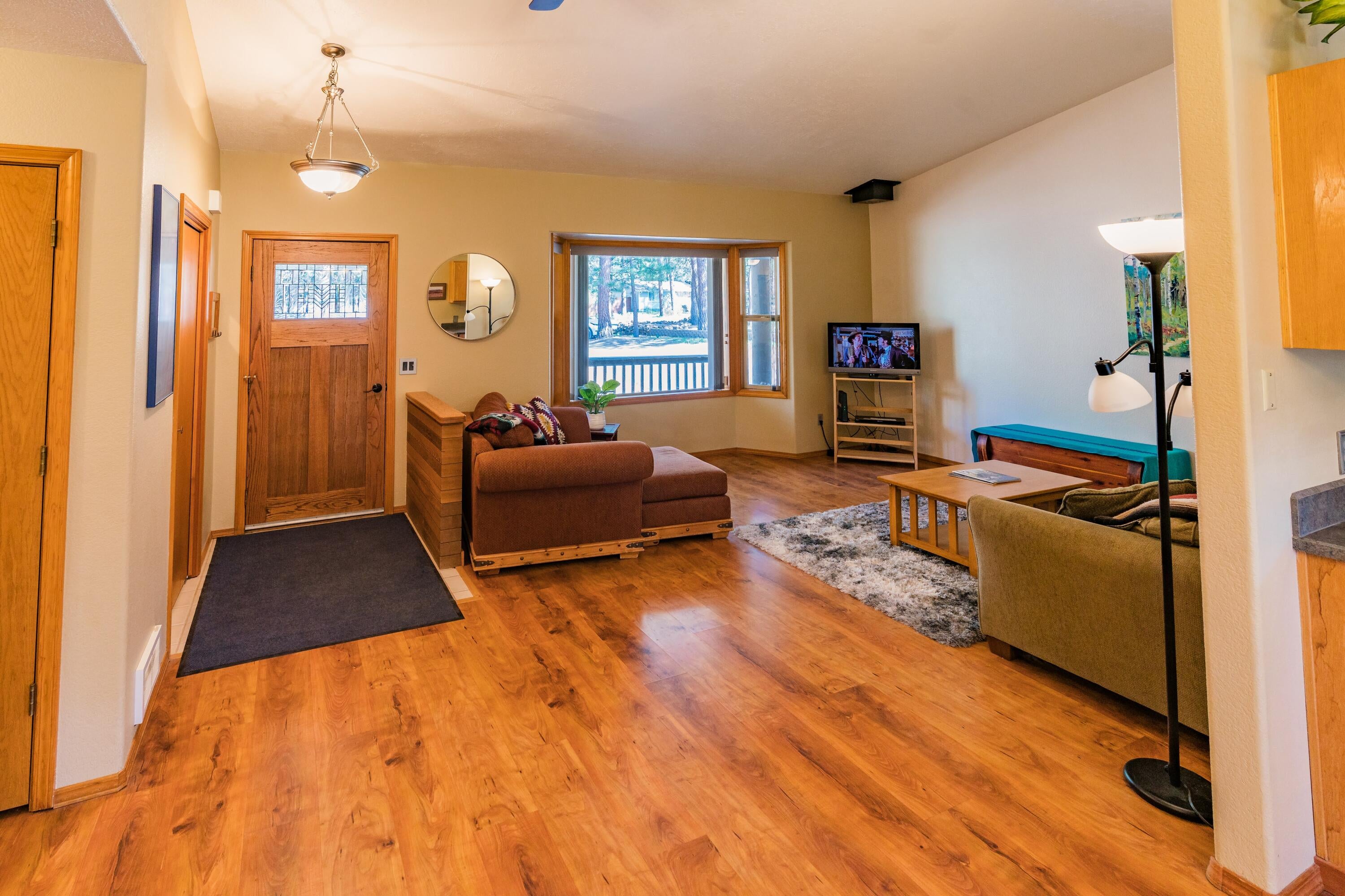59965 Navajo Road Bend, OR 97702 - Photo 8 of 27 DSC06770-HDR