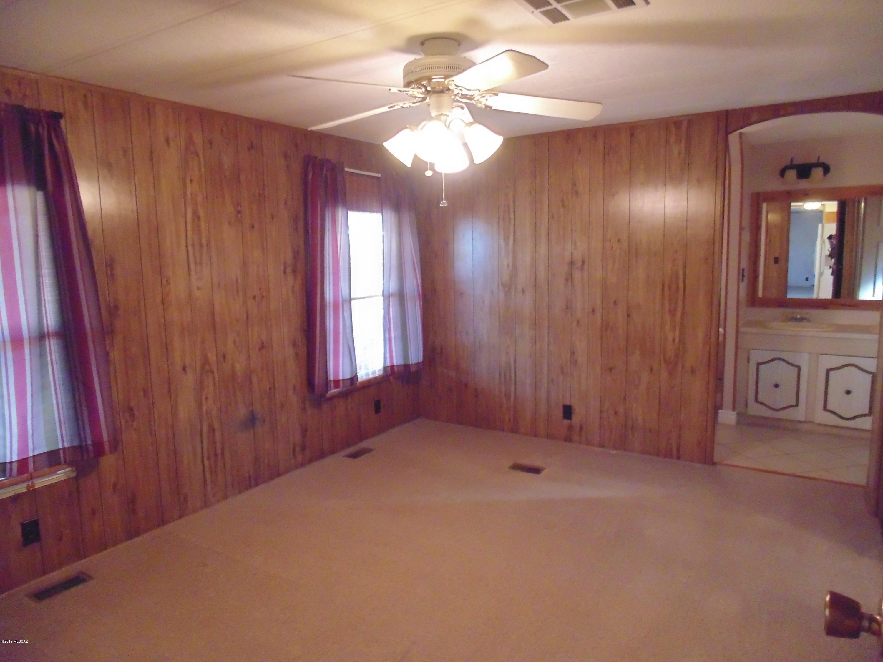 7175 North Guthrie Road Tucson, AZ 85743 - Photo 9 of 40 Gallery Image 9
