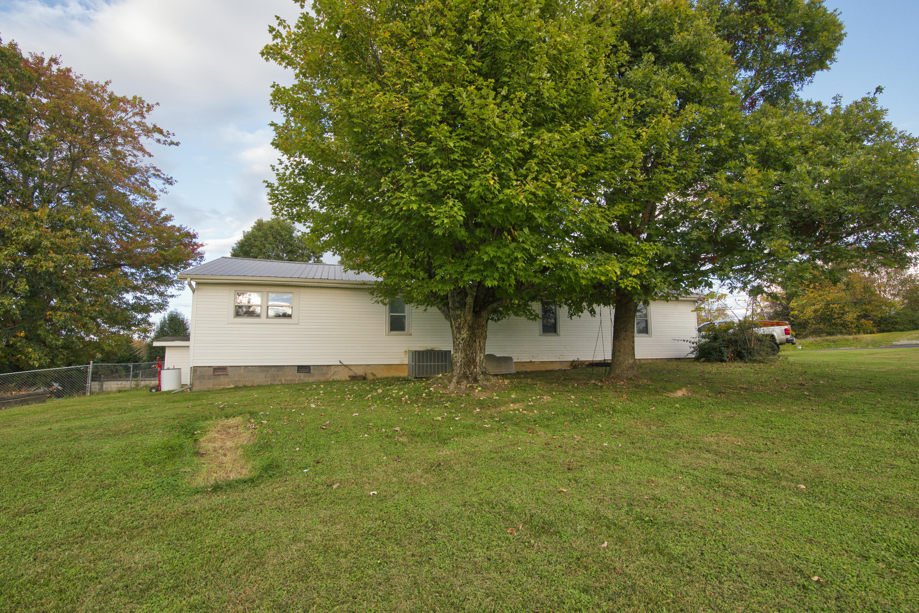 151 Jim Town Road Jonesborough, TN 37659 - Photo 31 of 38 DSC_9903__10_24_2020