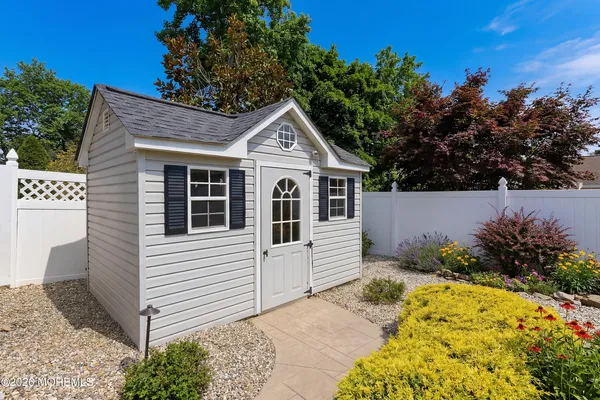 $775,000 | 20 Cambridge Drive, Jackson, NJ 08527