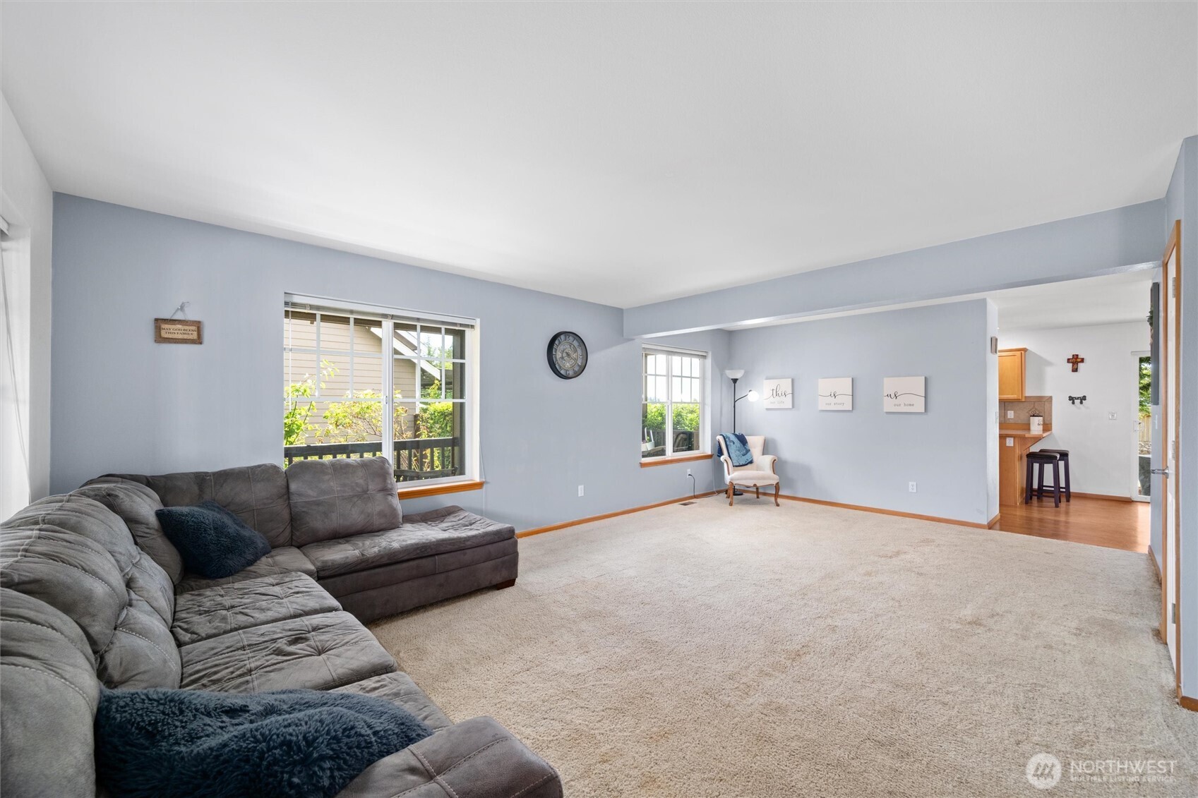 1877 Emerald Way Lynden, WA 98264 - Photo 7 of 38 a living room with furniture and a window