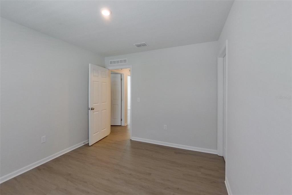 1730 Nebraska Loop Sumterville, FL 33585 - Photo 9 of 18