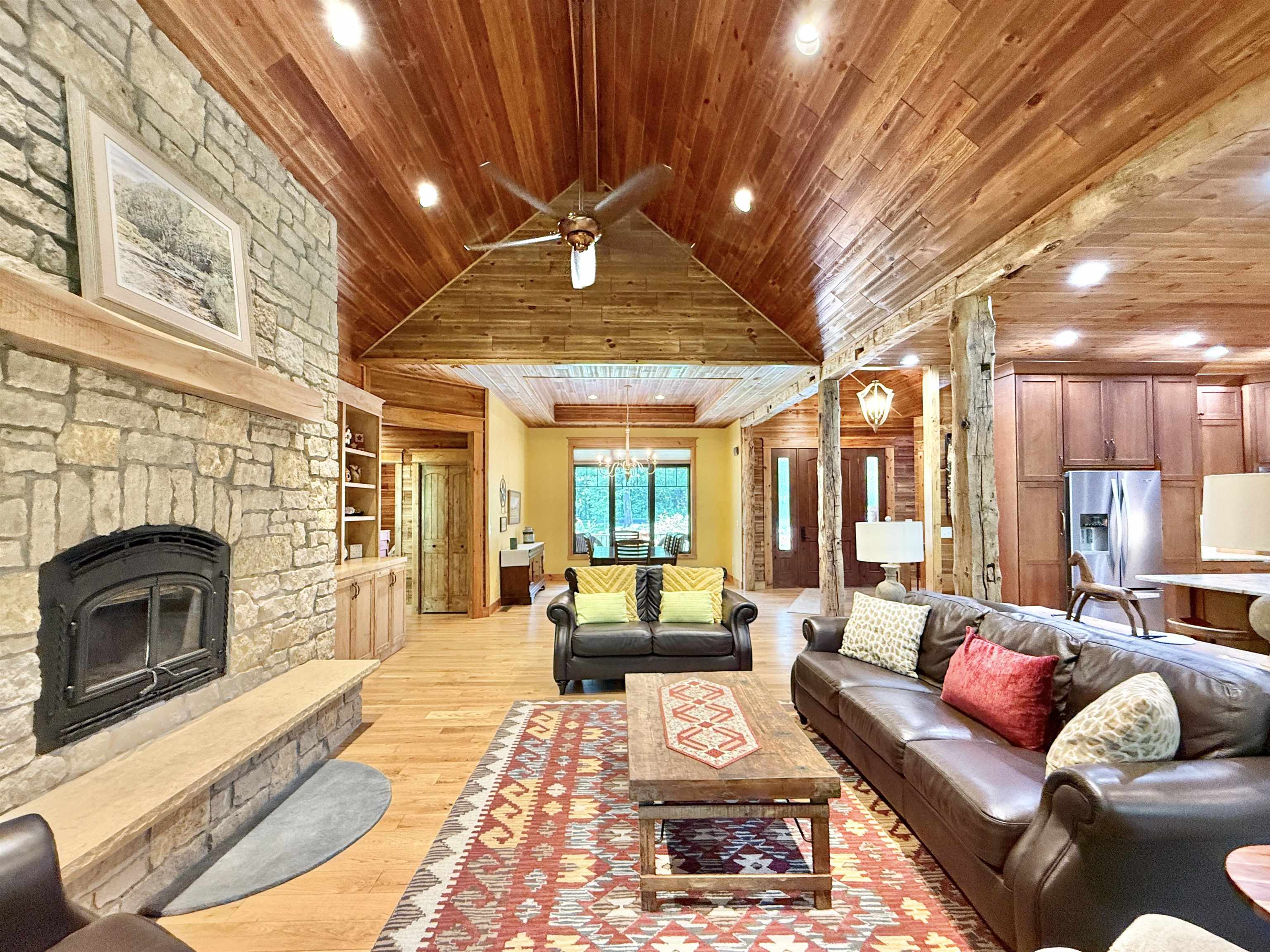 7636 South Butterfly Road Beloit, WI 53511 - Photo 6 of 66 Gallery Image 6
