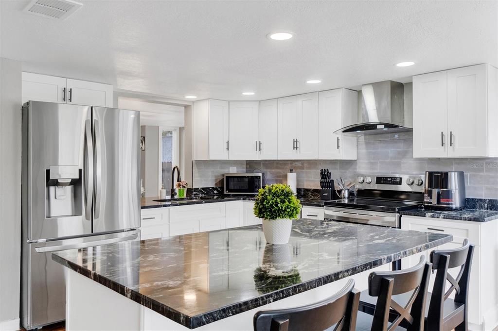 331 Hunters Point Court Longwood, FL 32779 - Photo 10 of 48