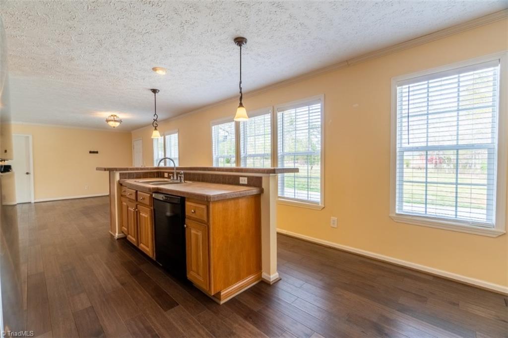 1376 Bradley Road Pinnacle, NC 27043 - Photo 13 of 25