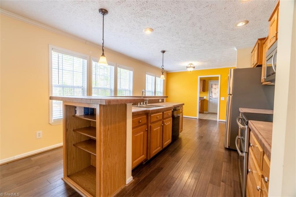 1376 Bradley Road Pinnacle, NC 27043 - Photo 9 of 25