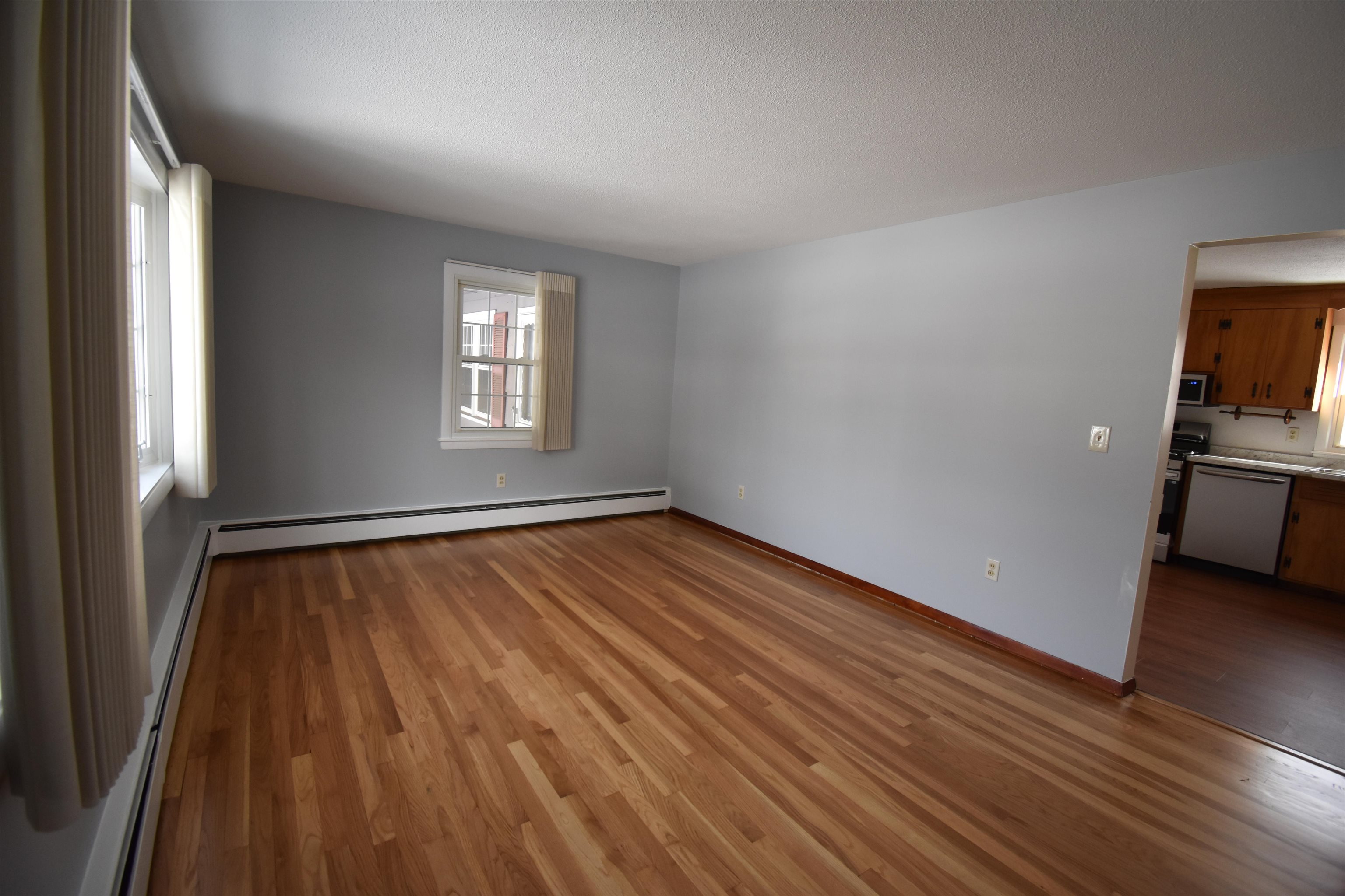 2 Wakefield Drive Nashua, NH 03062 - Photo 17 of 38