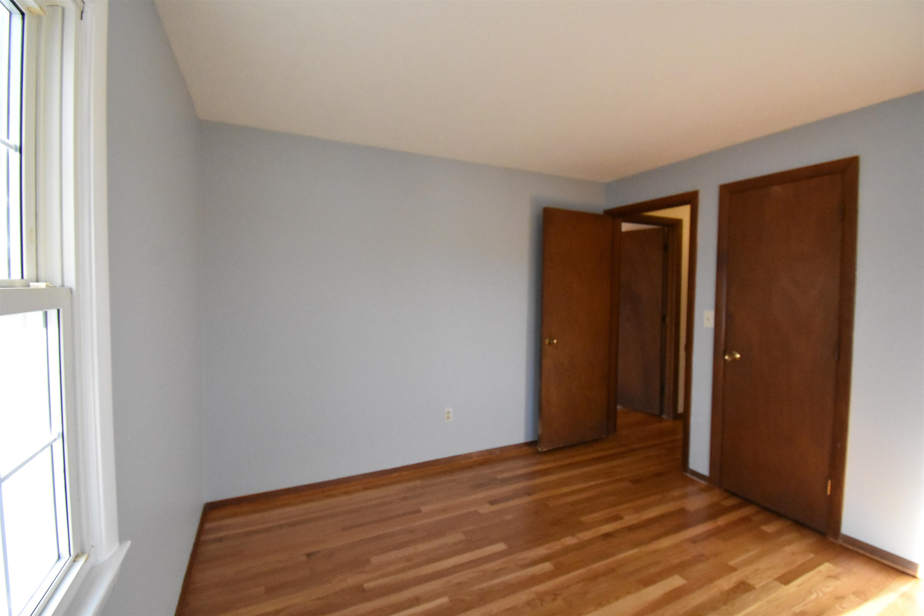 2 Wakefield Drive Nashua, NH 03062 - Photo 20 of 38