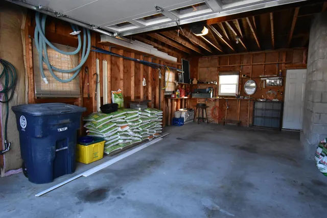 $550,000 | 2 Wakefield Drive, Nashua, NH 03062