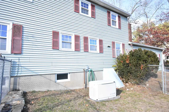 $550,000 | 2 Wakefield Drive, Nashua, NH 03062