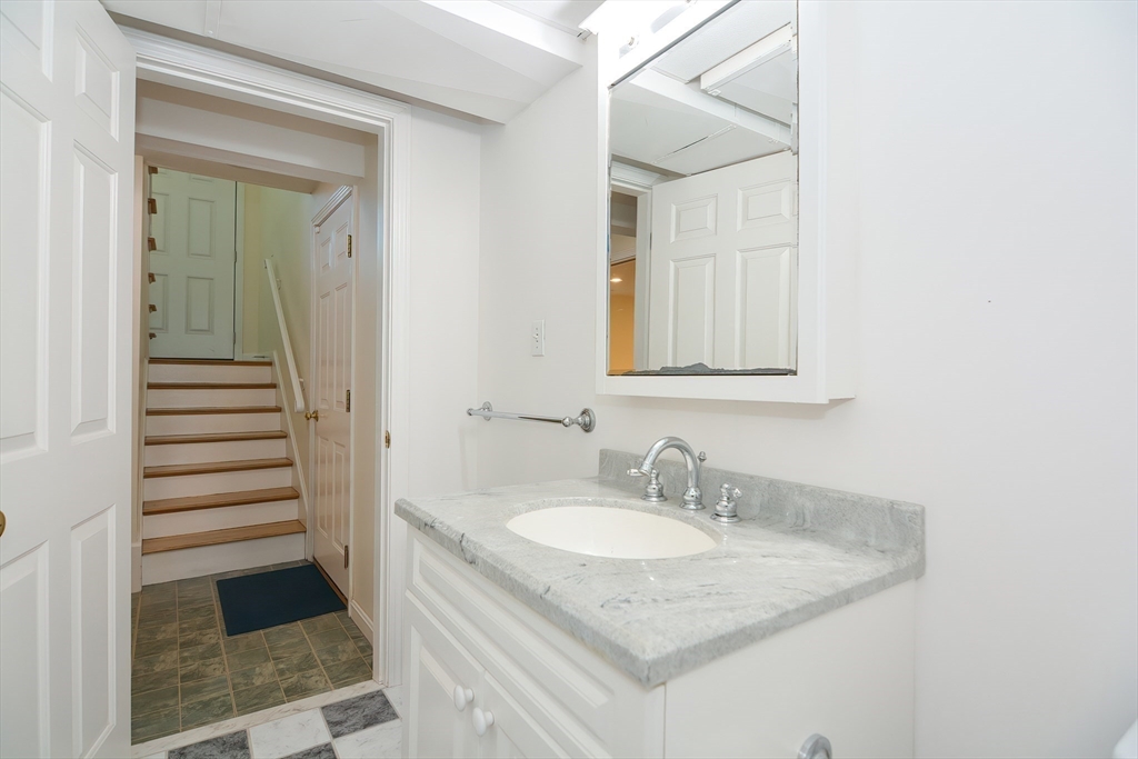 17 Davis Farm Road Ashland, MA 01721 - Photo 35 of 42 Gallery Image 35