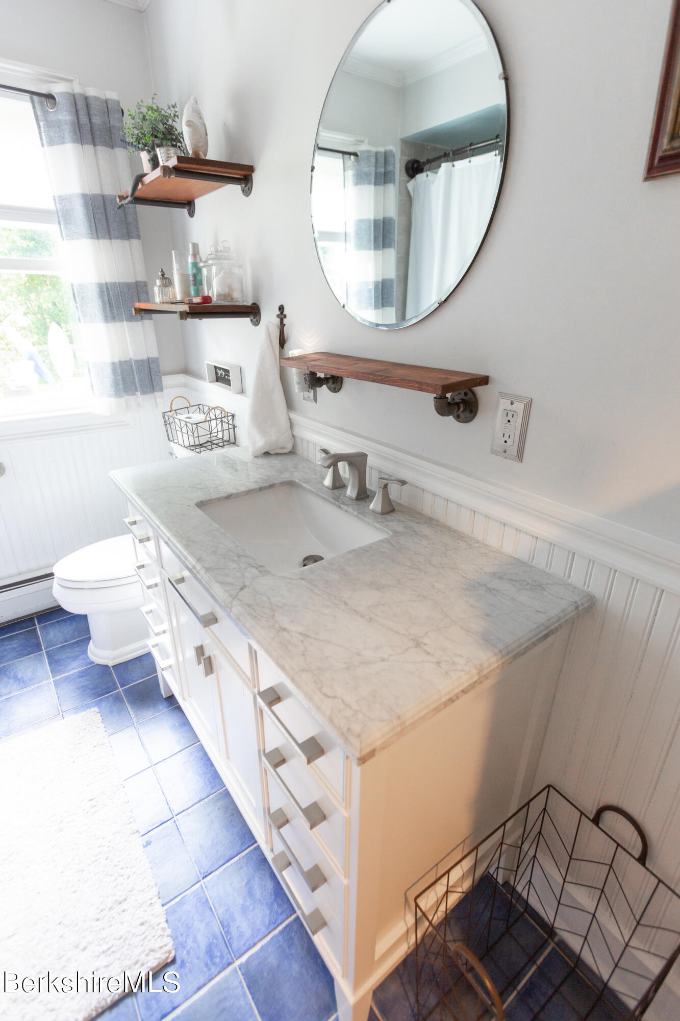 111 Ridgeway Avenue Pittsfield, MA 01201 - Photo 12 of 41 1st Floor Bathroom