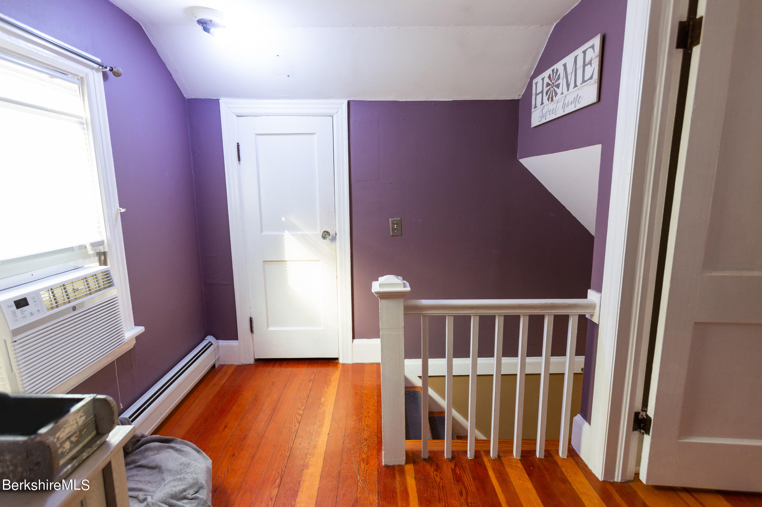 111 Ridgeway Avenue Pittsfield, MA 01201 - Photo 21 of 41 2nd floor office space