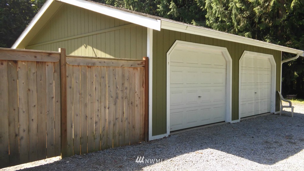 388 East Mountain View Road Camano Island, WA 98282 - Photo 2 of 22 Gallery Image 2