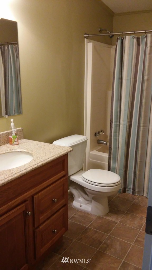388 East Mountain View Road Camano Island, WA 98282 - Photo 12 of 22 Gallery Image 12