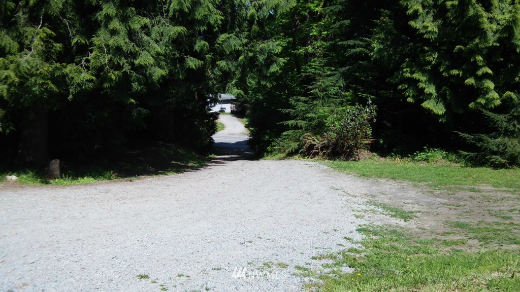 388 East Mountain View Road Camano Island, WA 98282 - Photo 6 of 22 Gallery Image 6