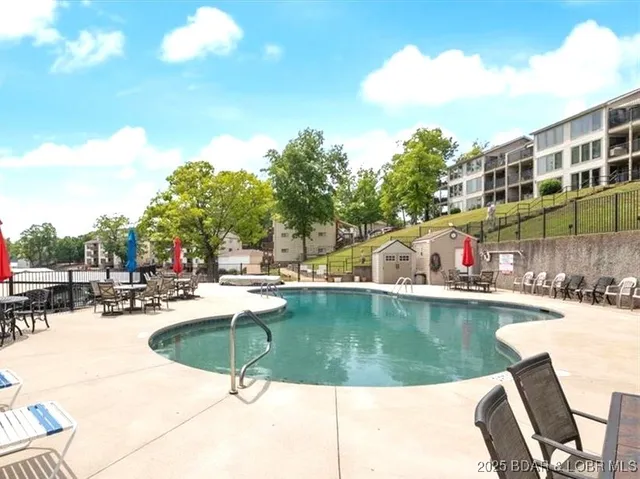 $199,000 | 22 Wrenwood Circle, Unit 2A, Lake Ozark, MO 65049