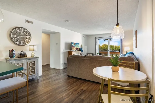 $199,000 | 22 Wrenwood Circle, Unit 2A, Lake Ozark, MO 65049