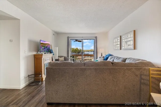 $199,000 | 22 Wrenwood Circle, Unit 2A, Lake Ozark, MO 65049