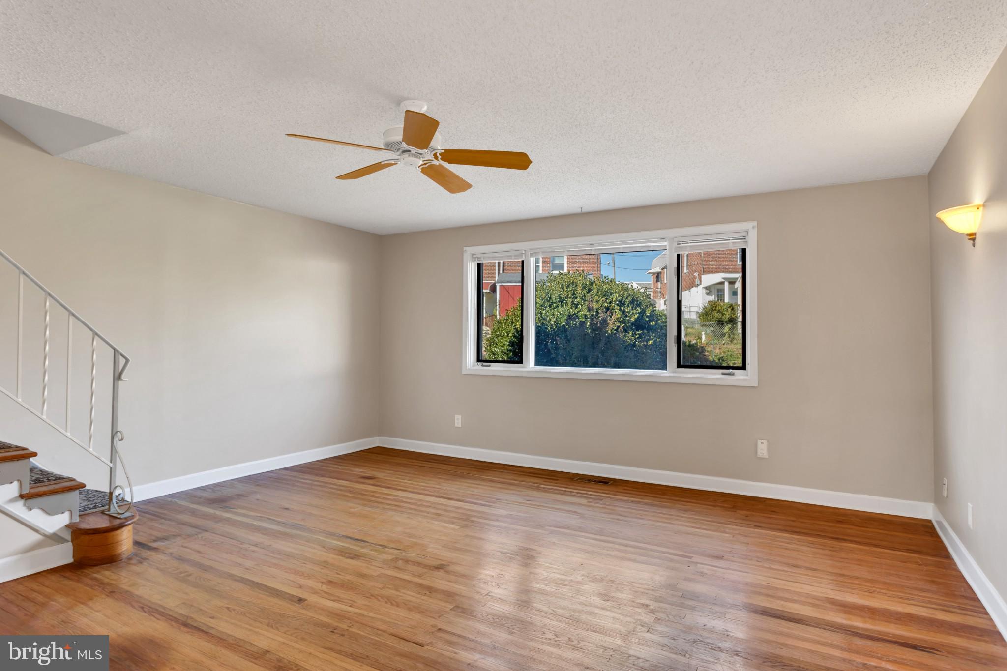 7025 Voigt Road Philadelphia, PA 19128 - Photo 5 of 26 Gallery Image 5