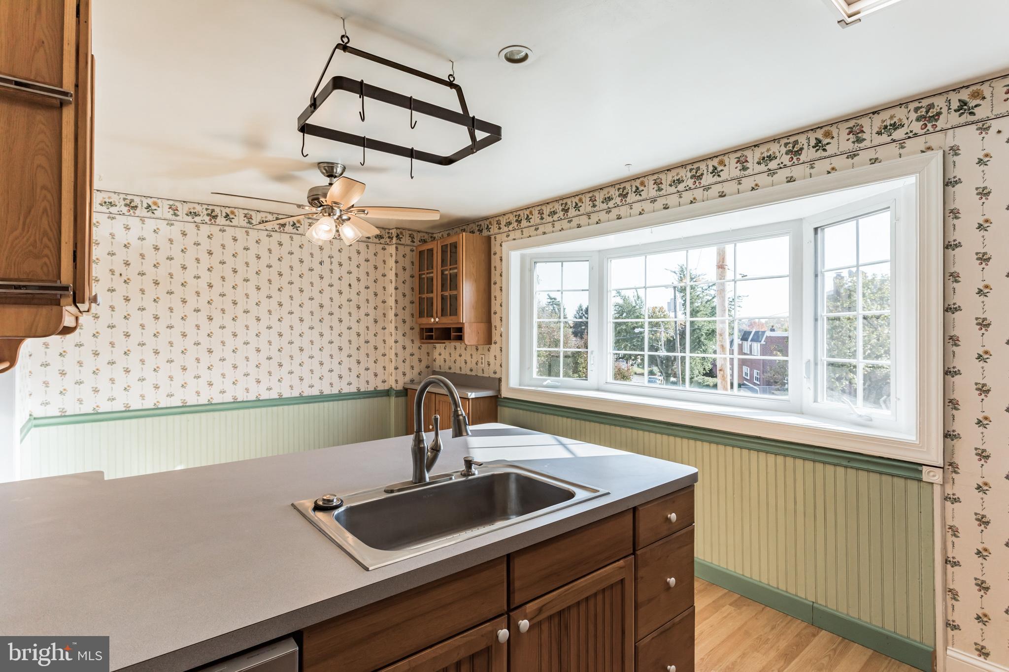 7025 Voigt Road Philadelphia, PA 19128 - Photo 7 of 26 Gallery Image 7