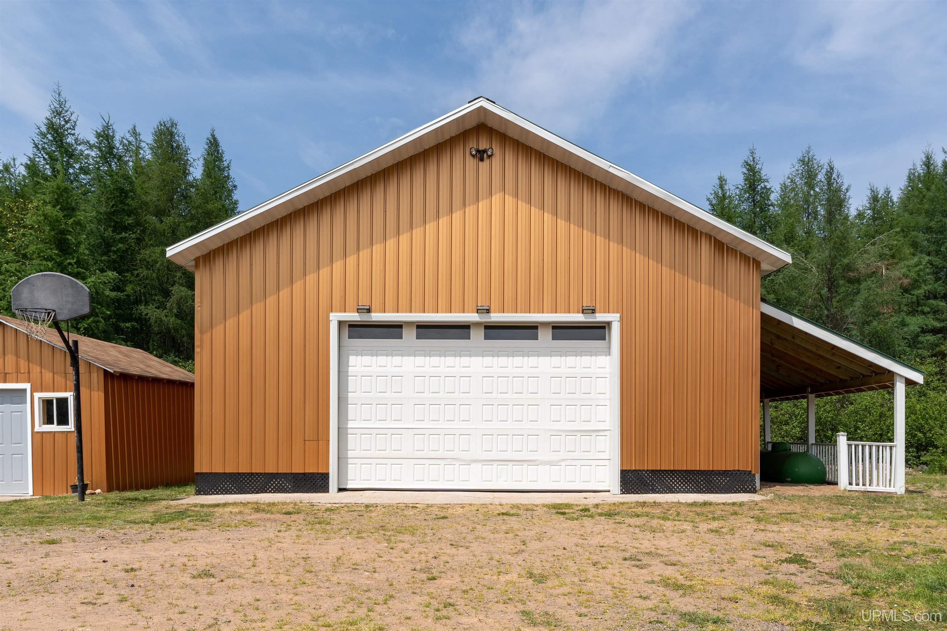6865 Co Road Ishpeming, MI 49849 - Photo 13 of 97