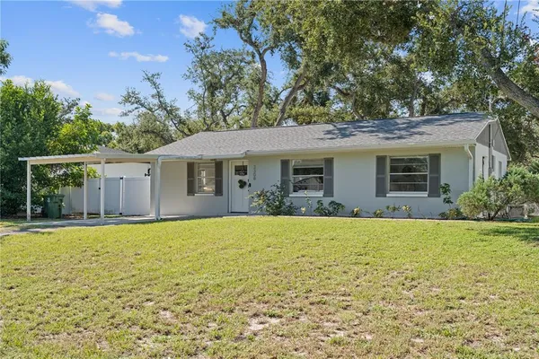 $2,590 | 3308 West Van Buren Drive, Tampa, FL 33611